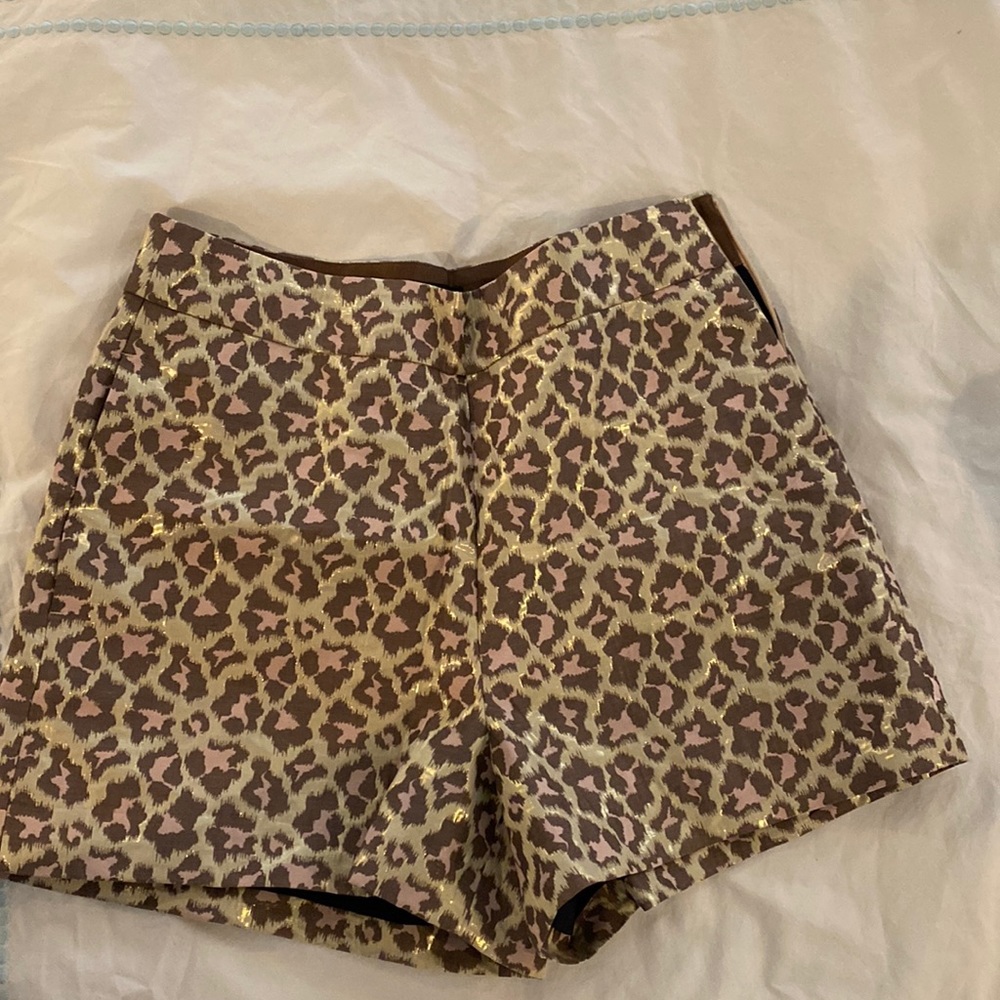 Trouser short in metallic leopard jacquard